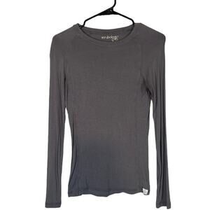 Scrubology Gray Long Sleeve Stretch Medical Scrub Pullover Top Women Sz XS